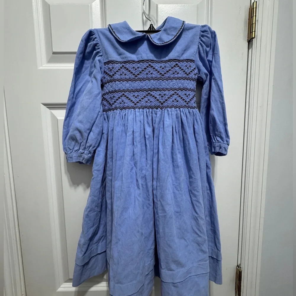 Vive la fete size 5 light corduroy smocked dress